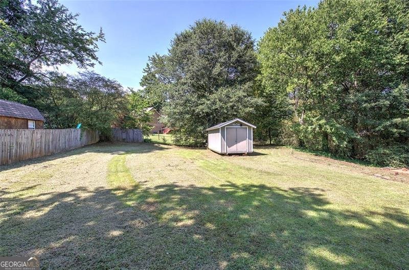386 EUHARLEE Road Euharlee - 11