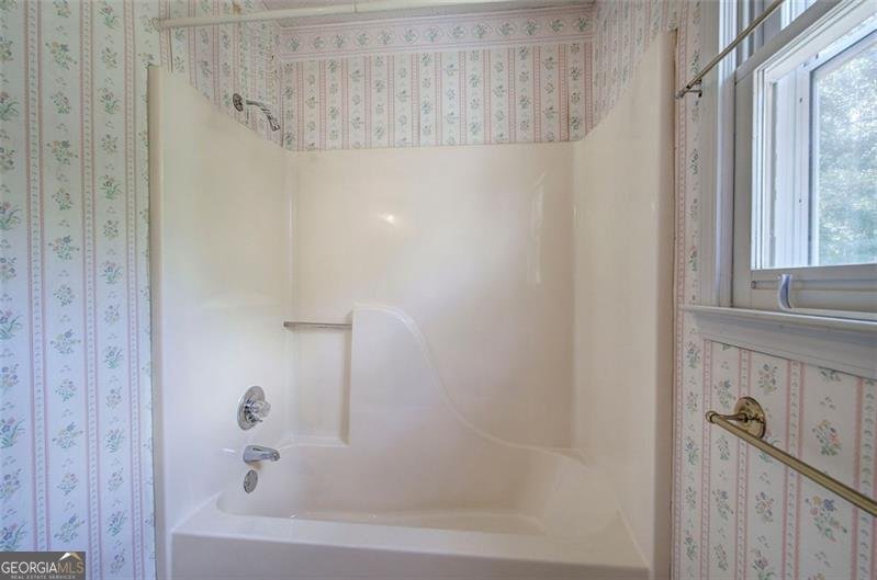386 EUHARLEE Road Euharlee - 40