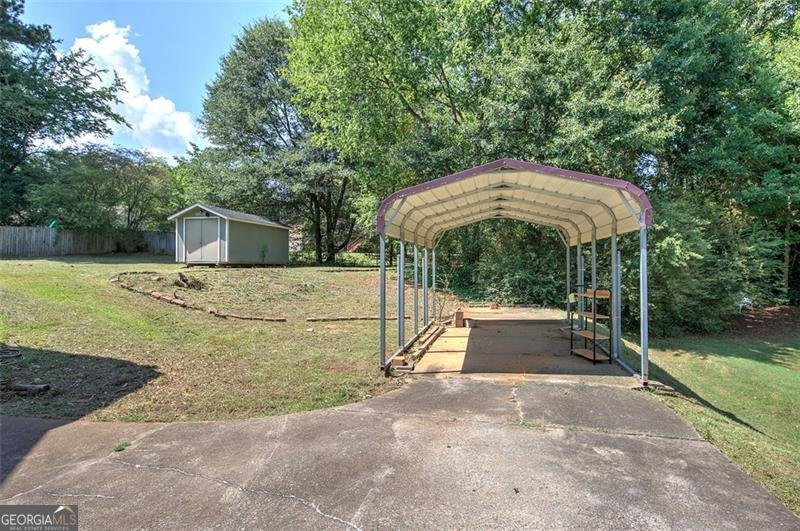386 EUHARLEE Road Euharlee - 9
