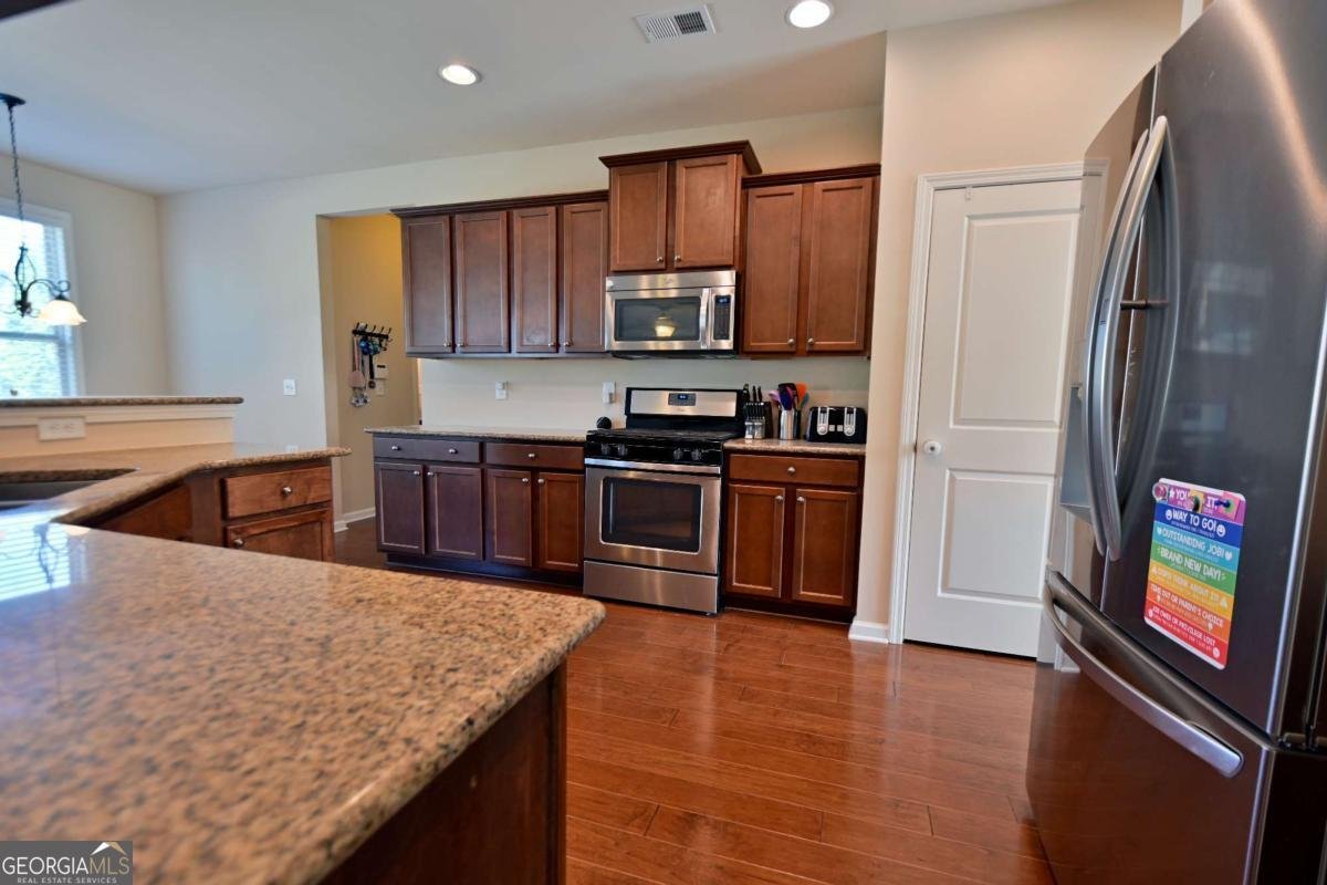 397 Royal Sunset Drive Dallas - 10