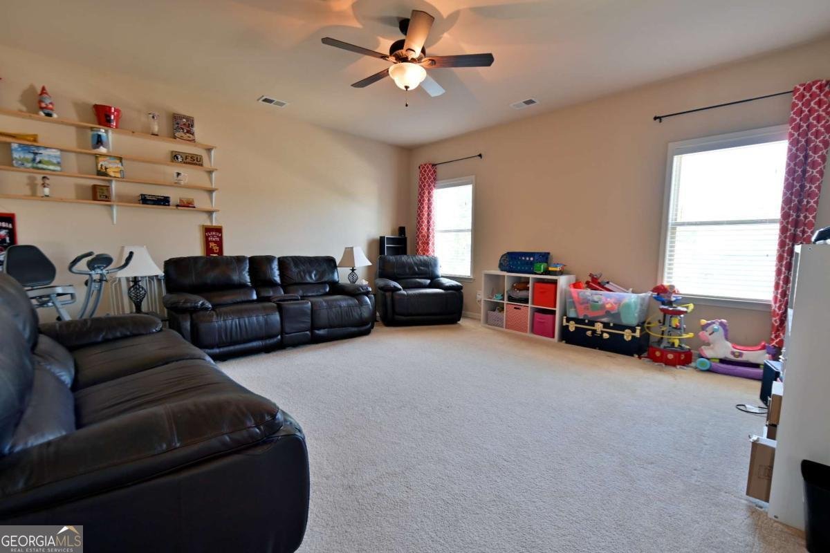 397 Royal Sunset Drive Dallas - 33