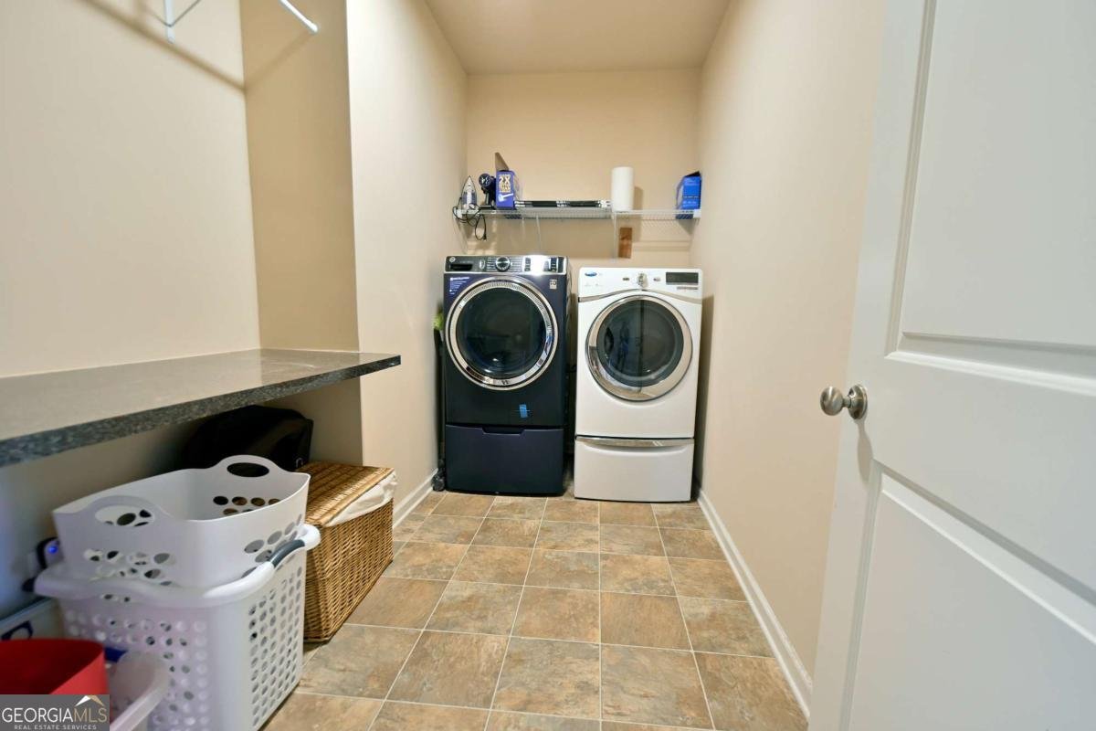 397 Royal Sunset Drive Dallas - 35