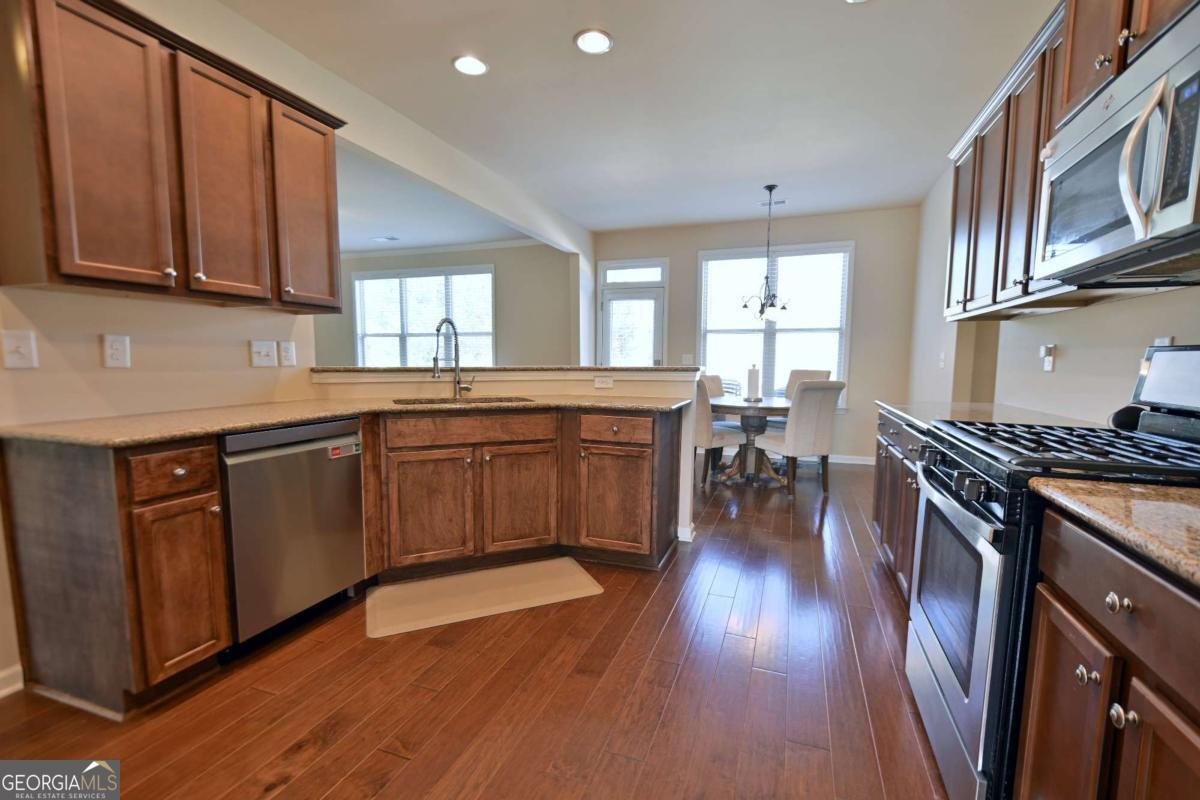 397 Royal Sunset Drive Dallas - 9