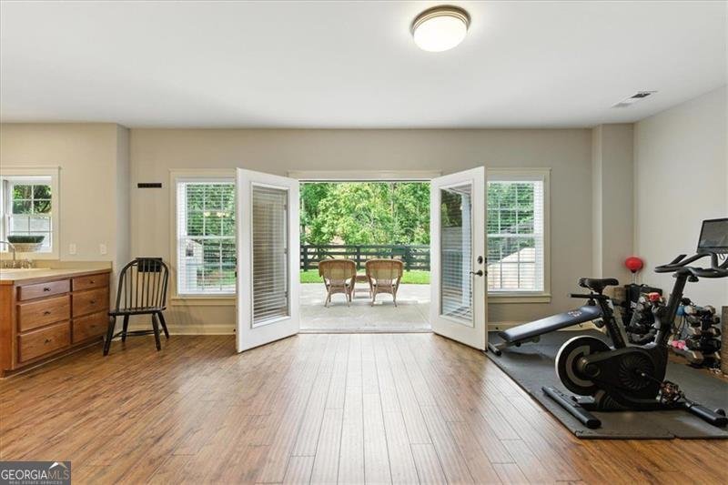 1021 AVERY Road Canton - 44