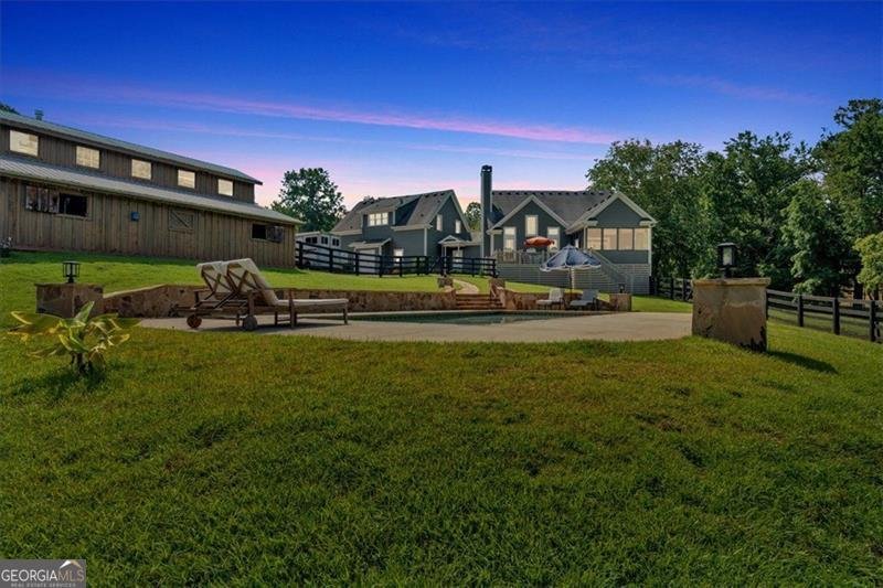 1021 AVERY Road Canton - 54
