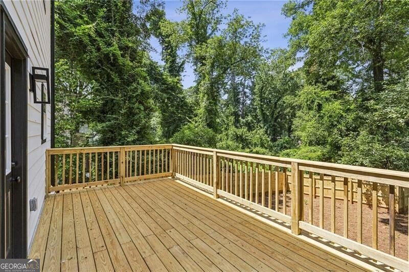 1533 Willowbrook Drive Atlanta - 27