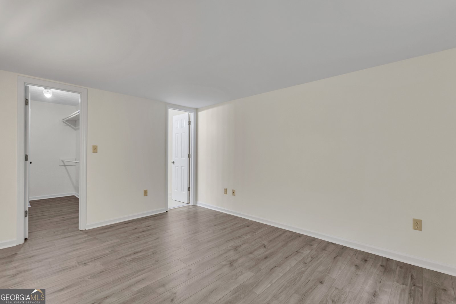 100 Queens Gate Fayetteville - 23