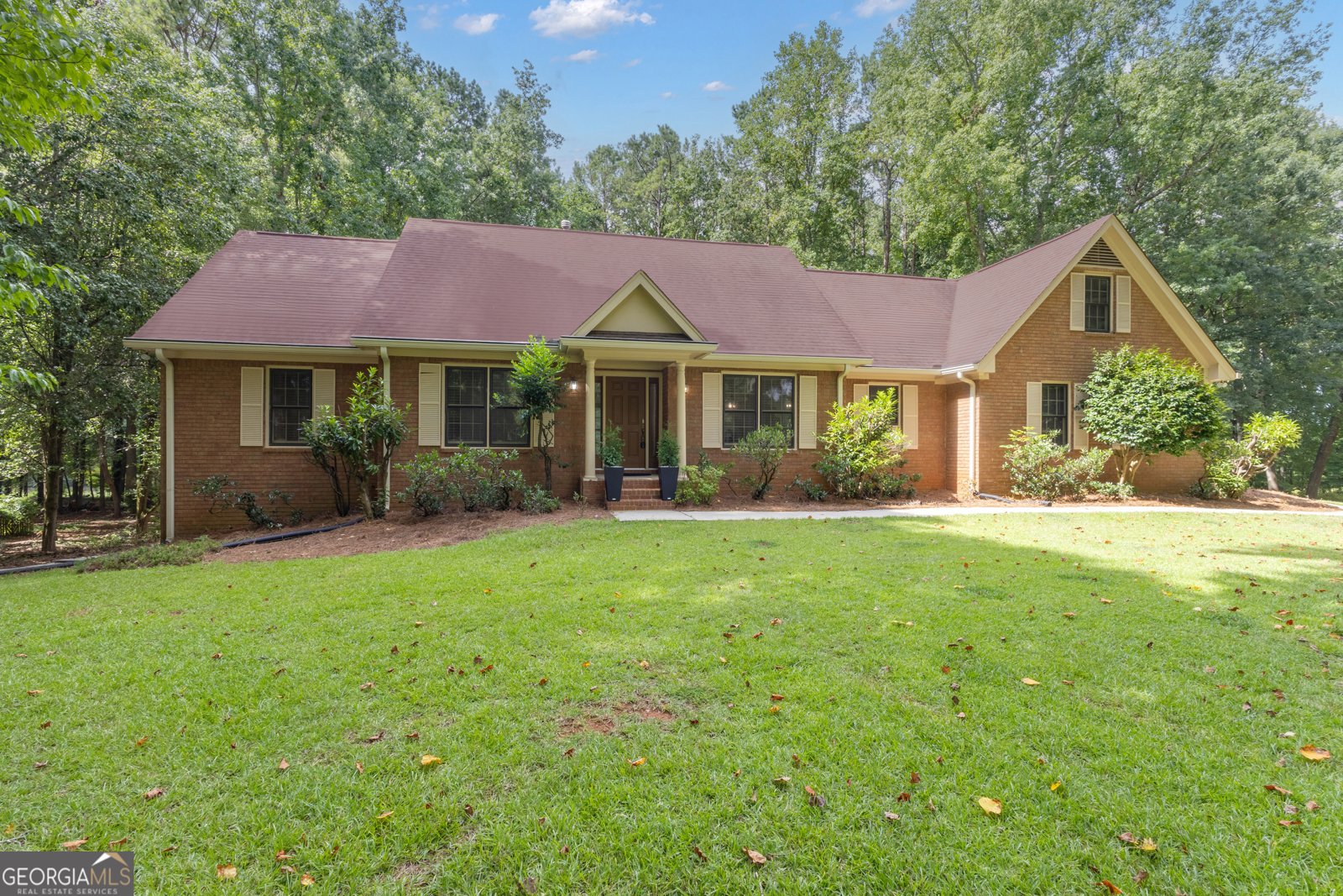 100 Queens Gate Fayetteville - 72