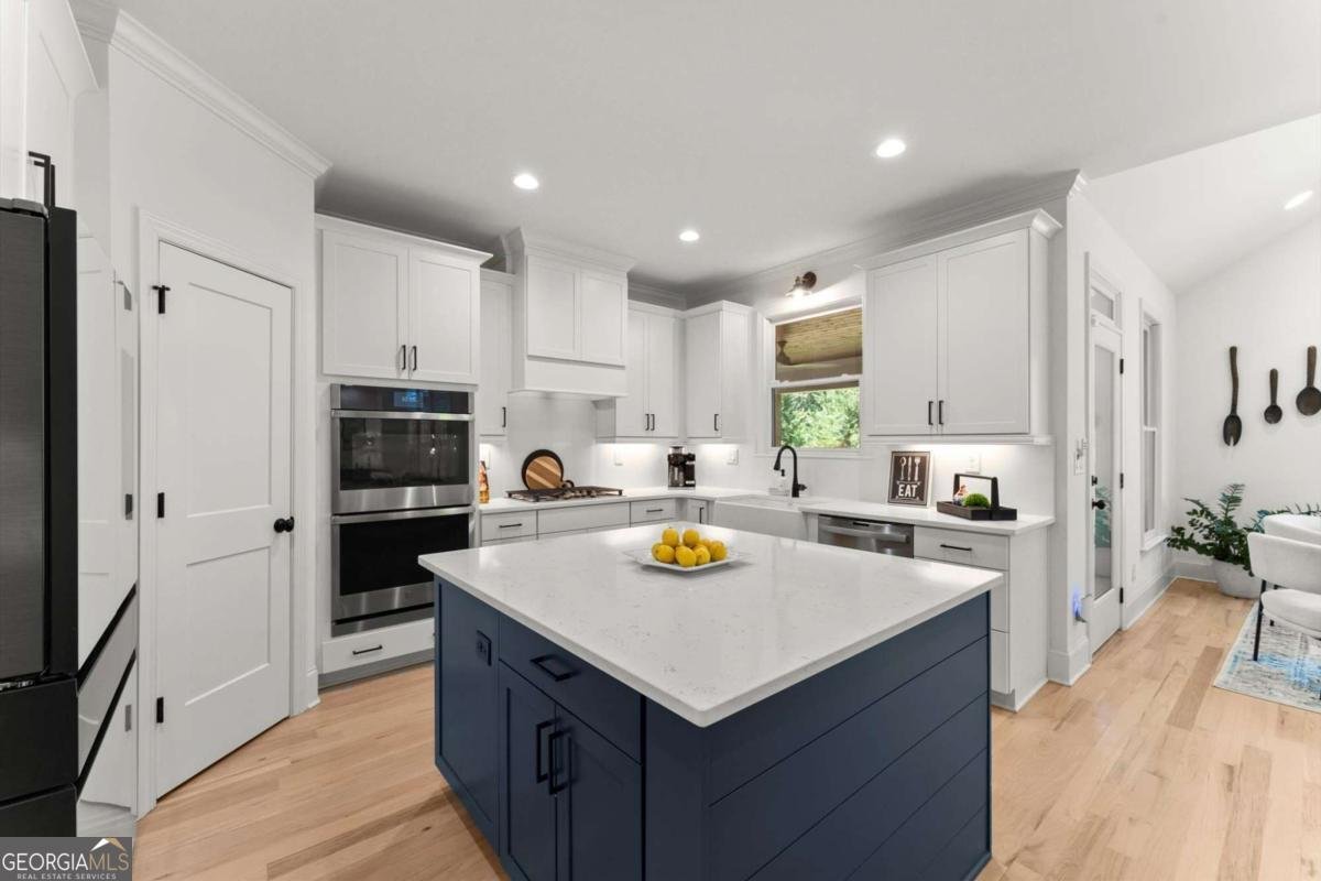 4584 Salmo Drive Roswell - 24