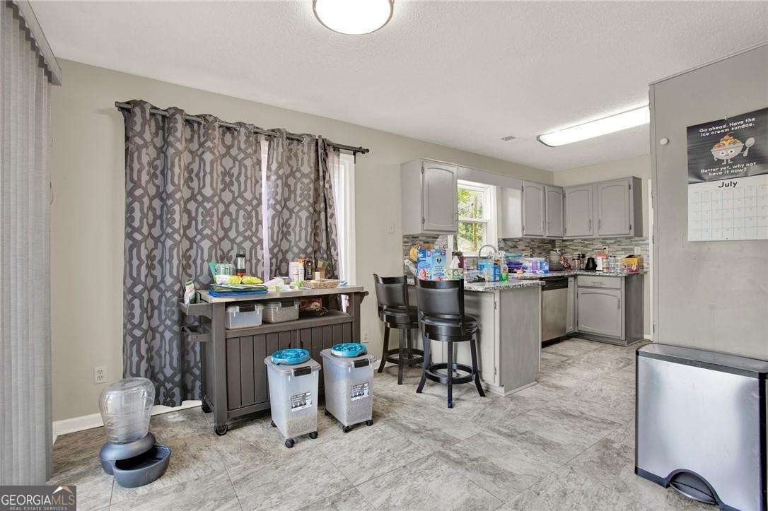 2432 Country Lake Lane Powder Springs - 10