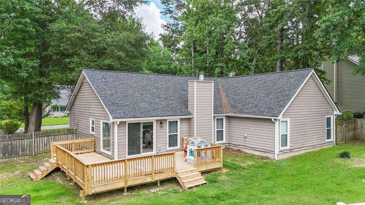 2432 Country Lake Lane Powder Springs - 30