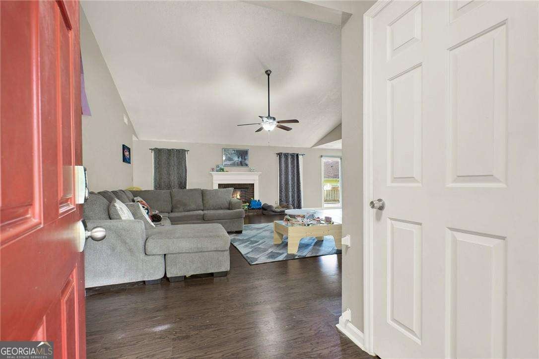 2432 Country Lake Lane Powder Springs - 4