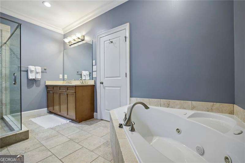 2477 Edwards Drive Atlanta - 25