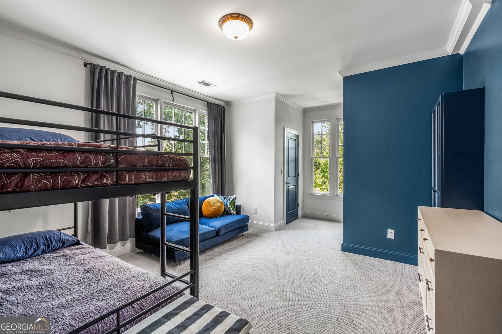 1558 Ridenour Parkway Kennesaw - 33