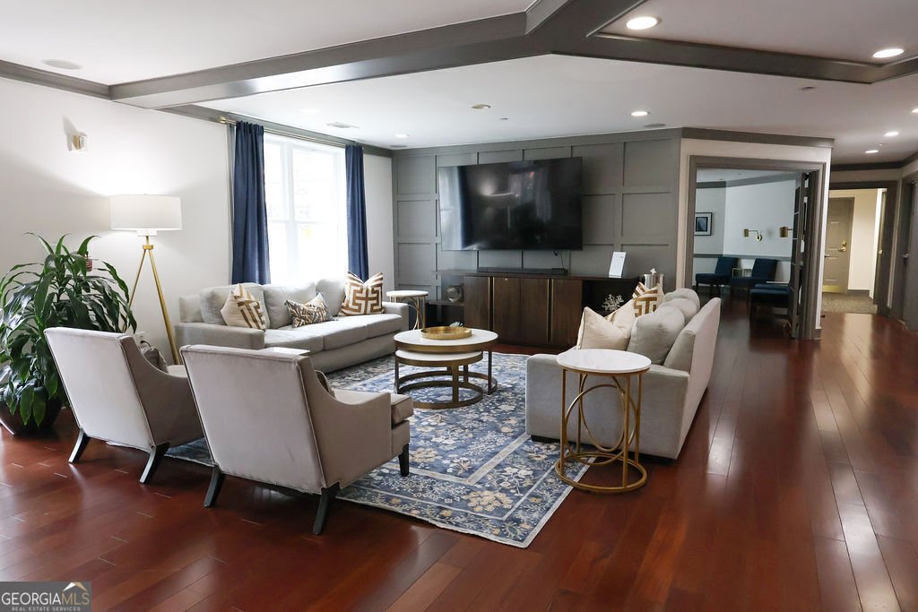 1101 Juniper Street Atlanta - 33