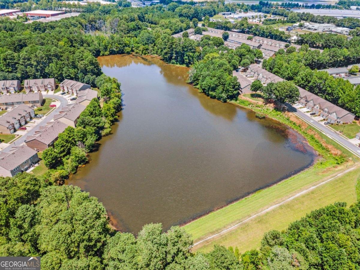1959 Lakeshore Overlook Circle Kennesaw - 36
