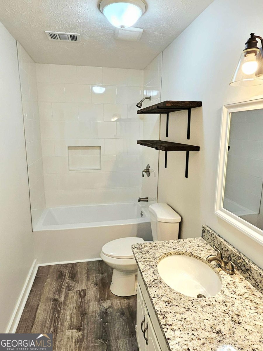 1054 College Ext Street Griffin - 6