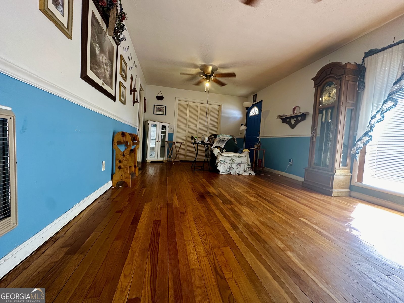 5533 Russell Avenue Eastman - 23