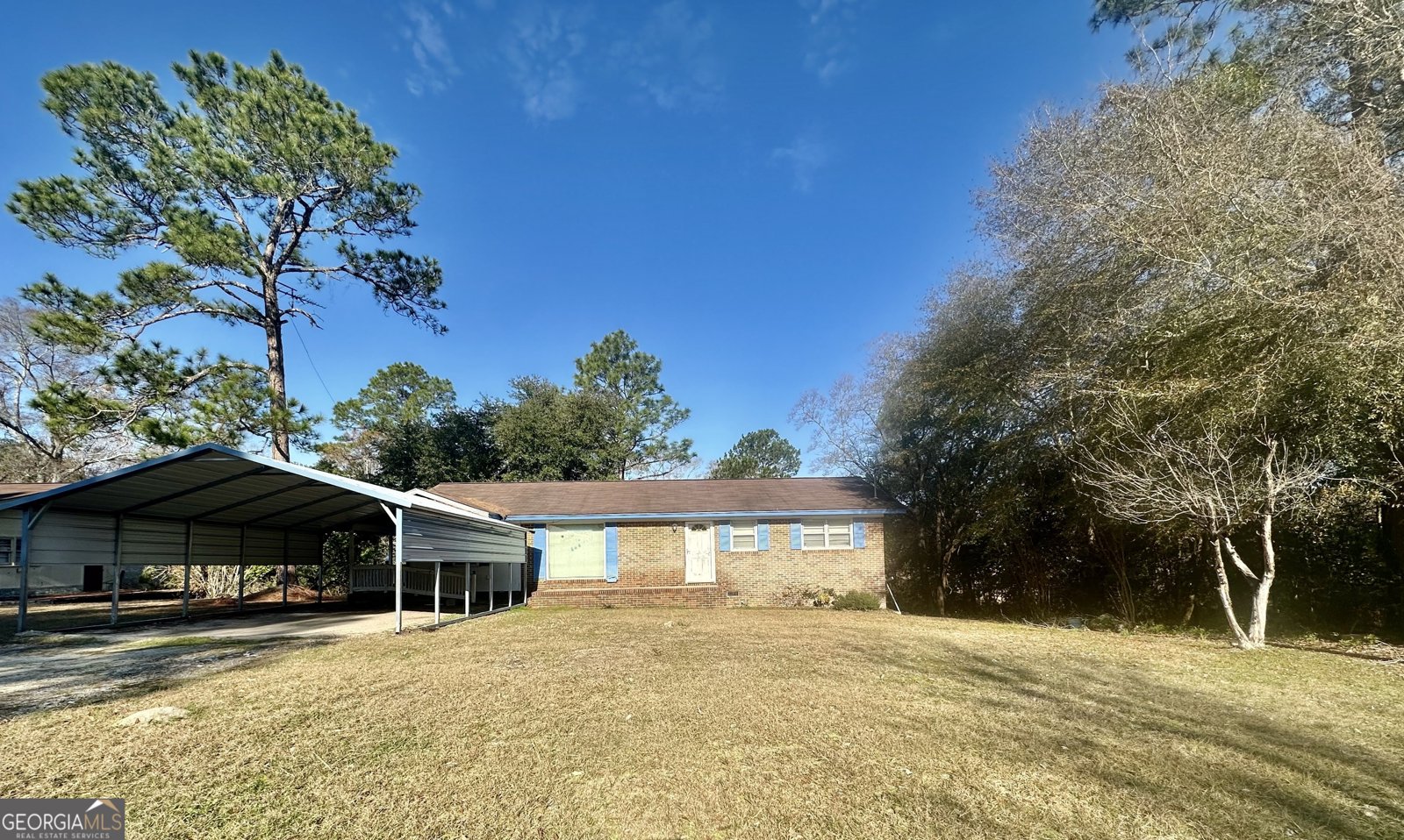 5533 Russell Avenue Eastman - 5