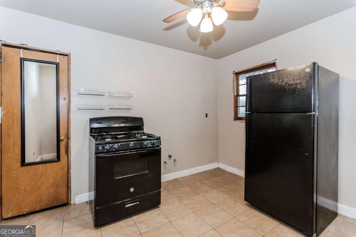 925 South Avenue Forest Park - 7