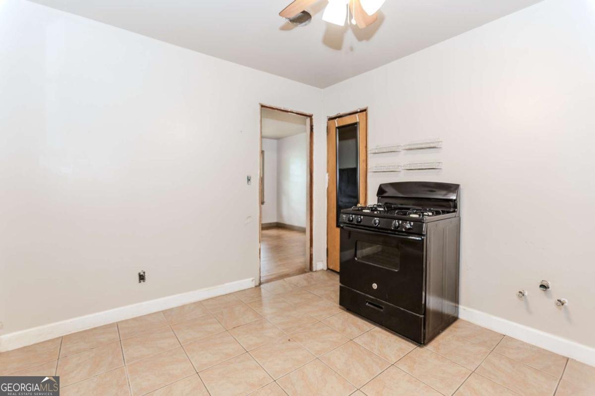 925 South Avenue Forest Park - 8
