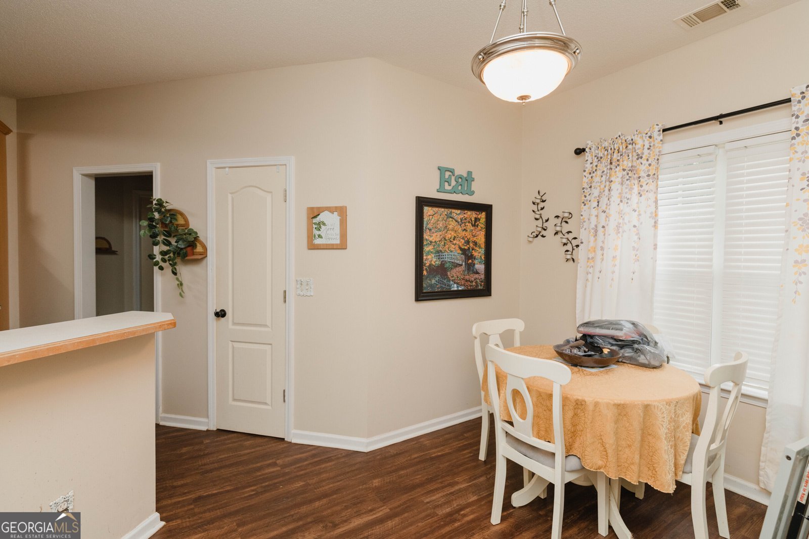 121 Woodland Manor Temple - 8