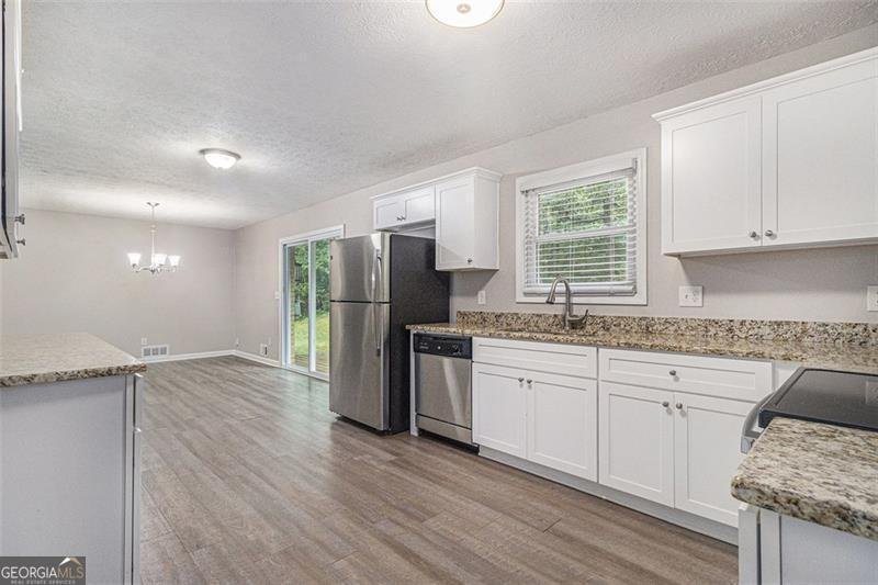 606 MINCEY Court Stone Mountain - 5