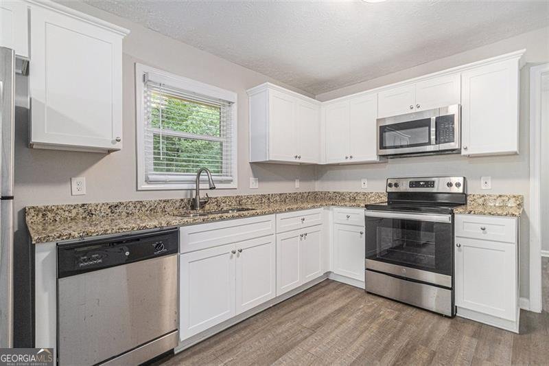 606 MINCEY Court Stone Mountain - 6