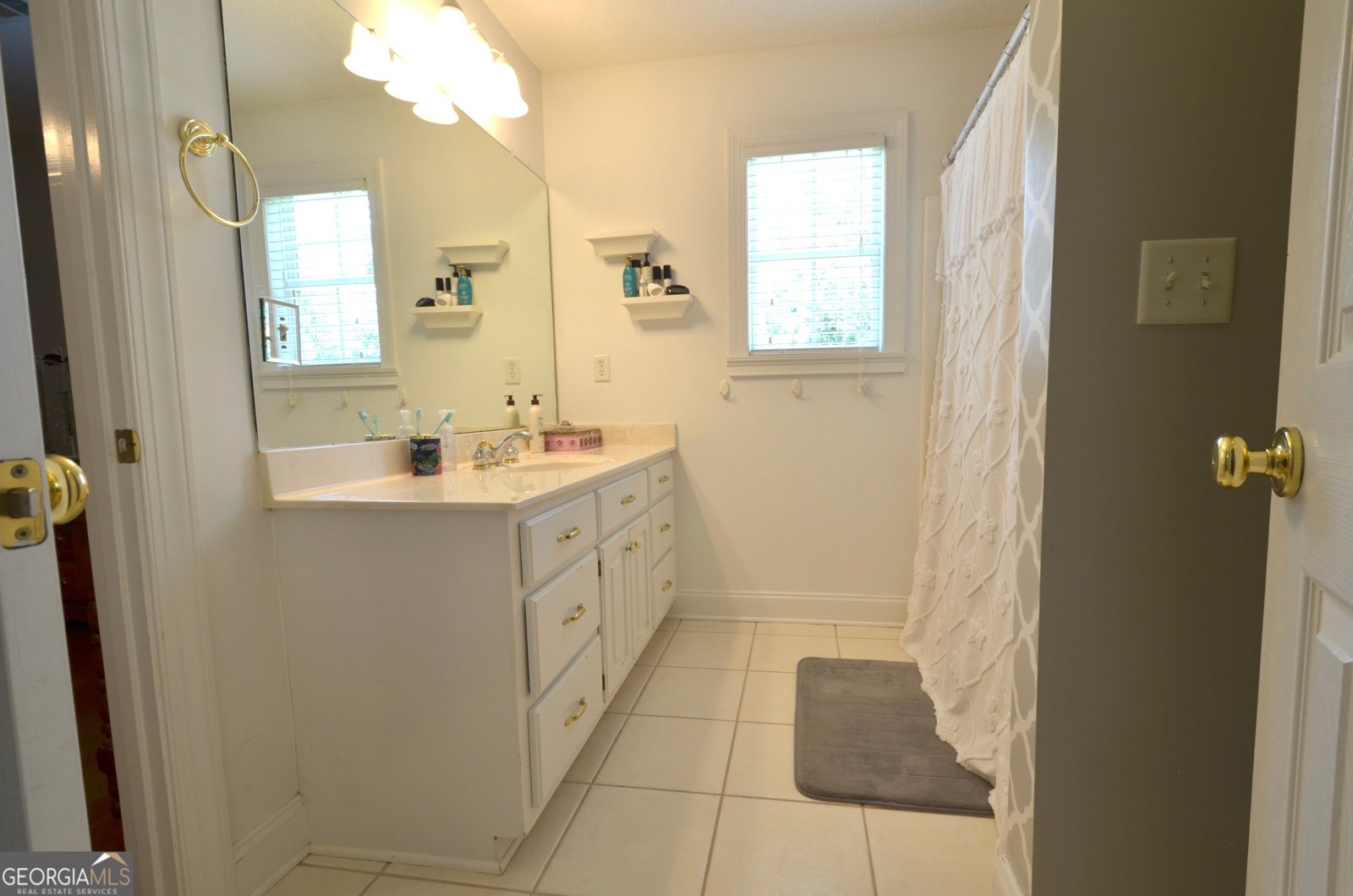 124 Pine Hill Drive Cochran - 27