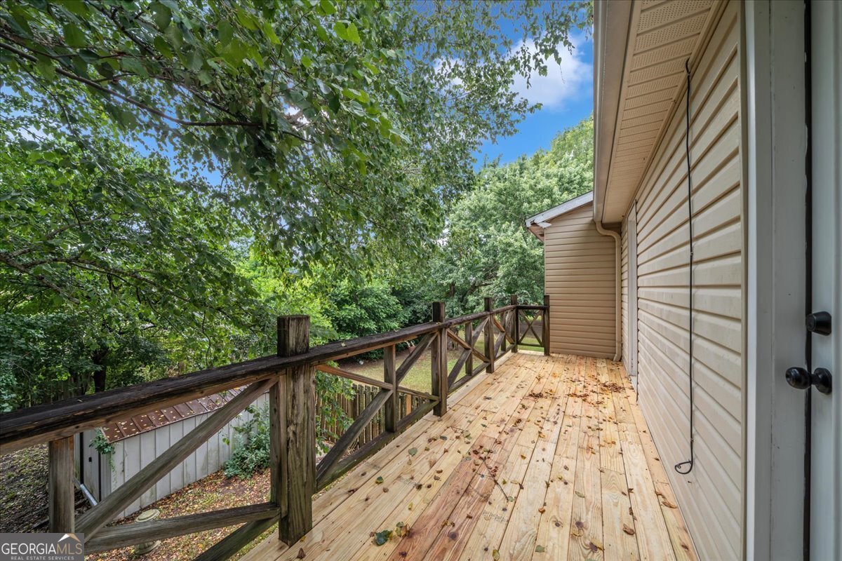 610 Maplewood Drive Bonaire - 33