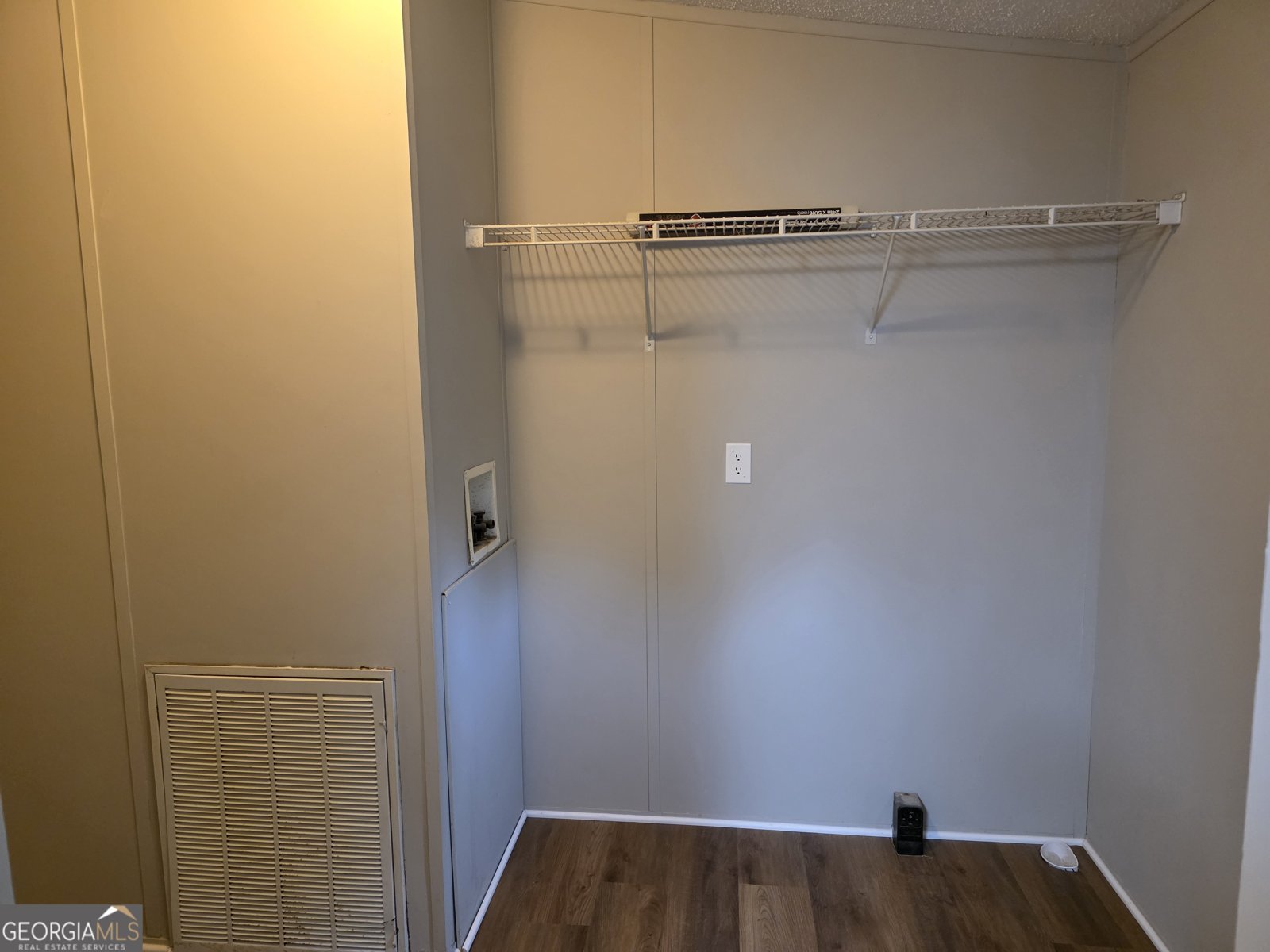 52 Floyd Road Forsyth - 1