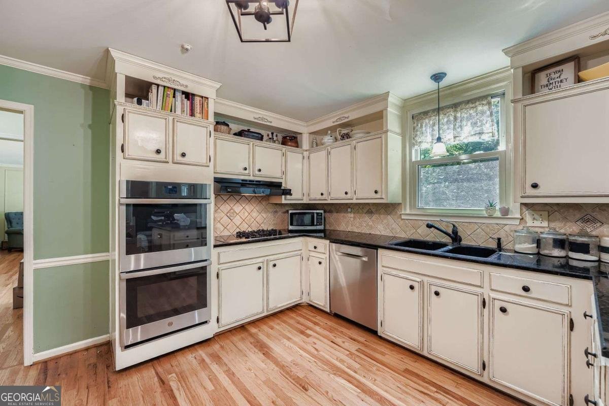240 River Landing Drive Roswell - 13