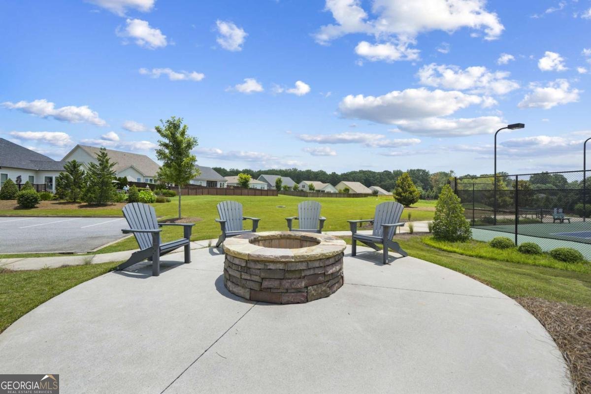 3735 Hazel Avenue Cumming - 37