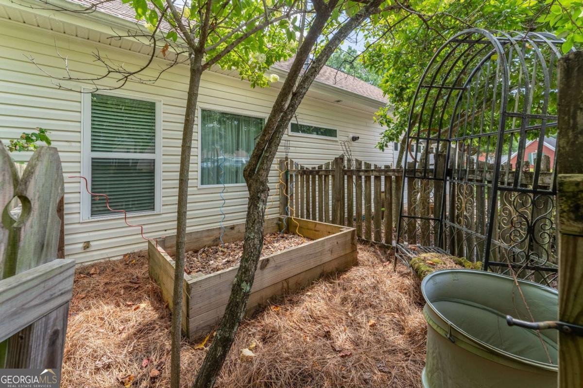 5404 Three Lakes Court Flowery Branch - 2