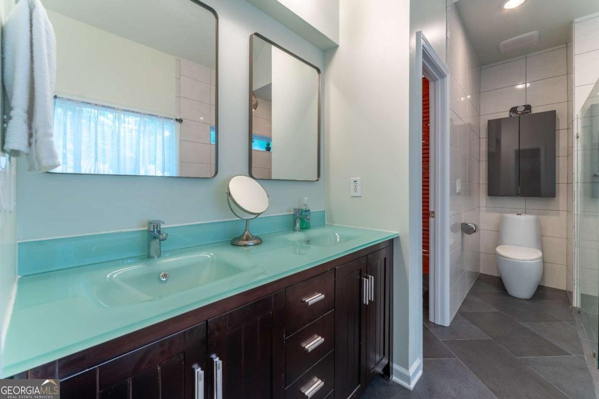 5404 Three Lakes Court Flowery Branch - 32