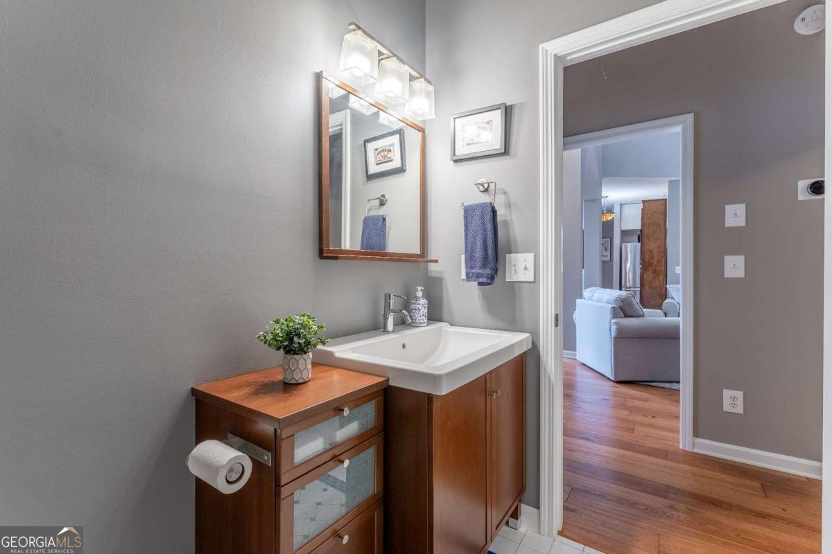 5404 Three Lakes Court Flowery Branch - 40