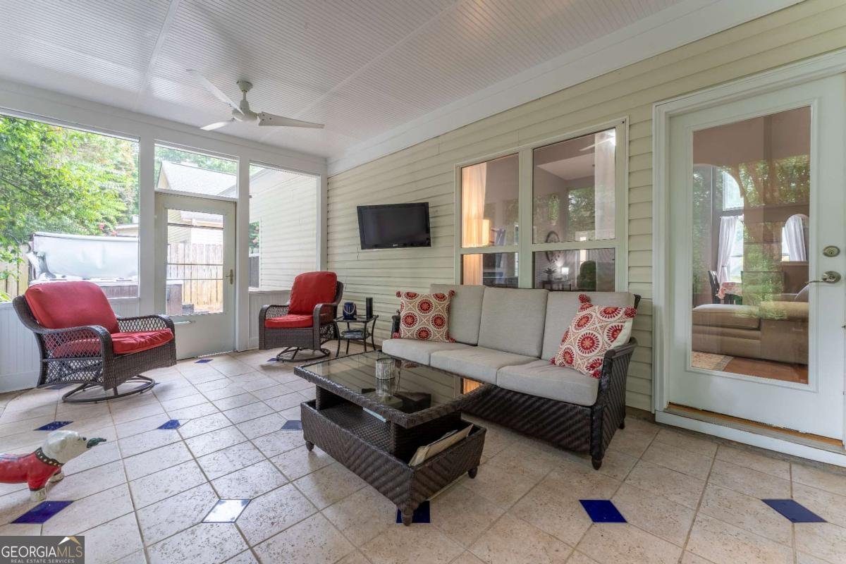 5404 Three Lakes Court Flowery Branch - 44
