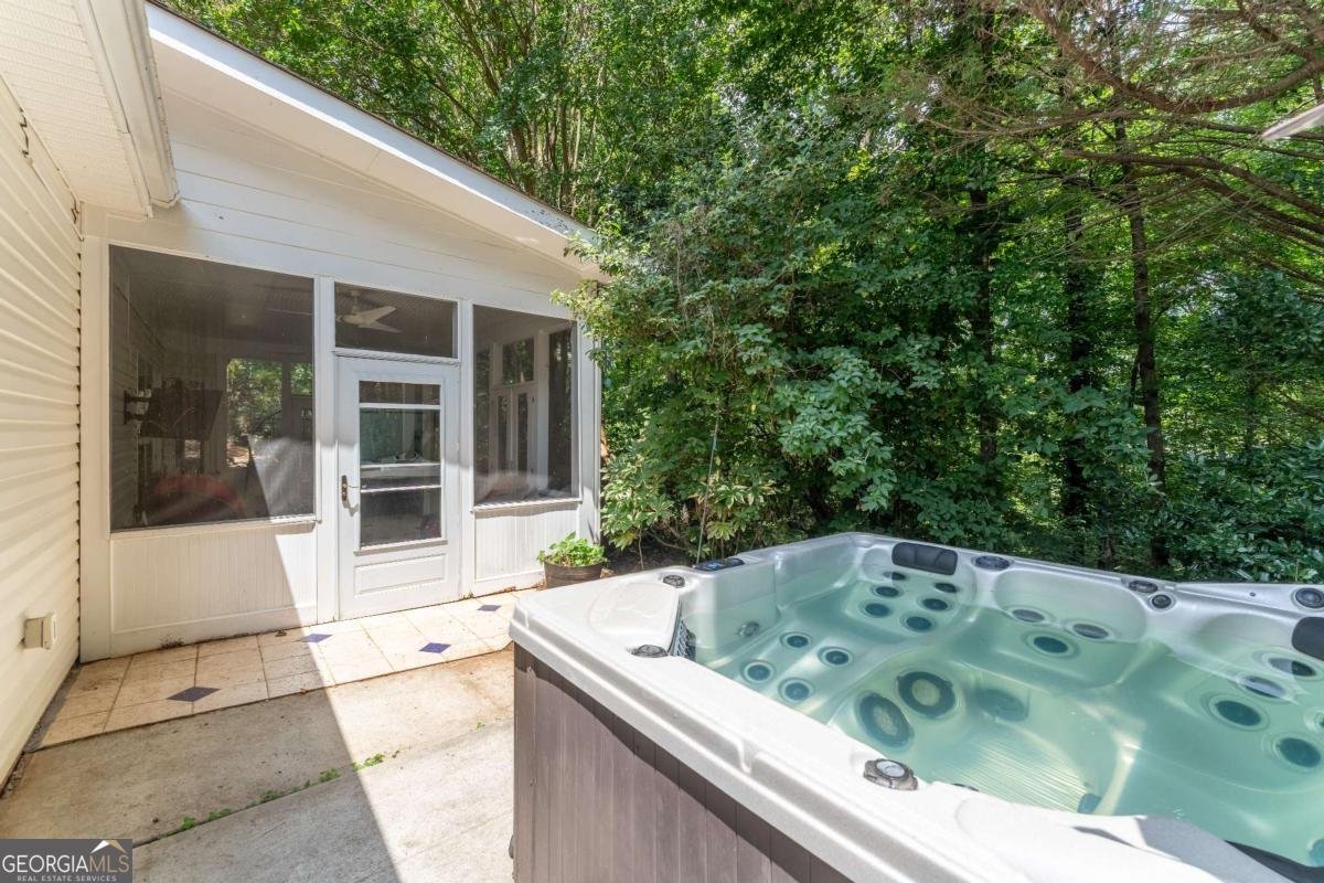 5404 Three Lakes Court Flowery Branch - 47