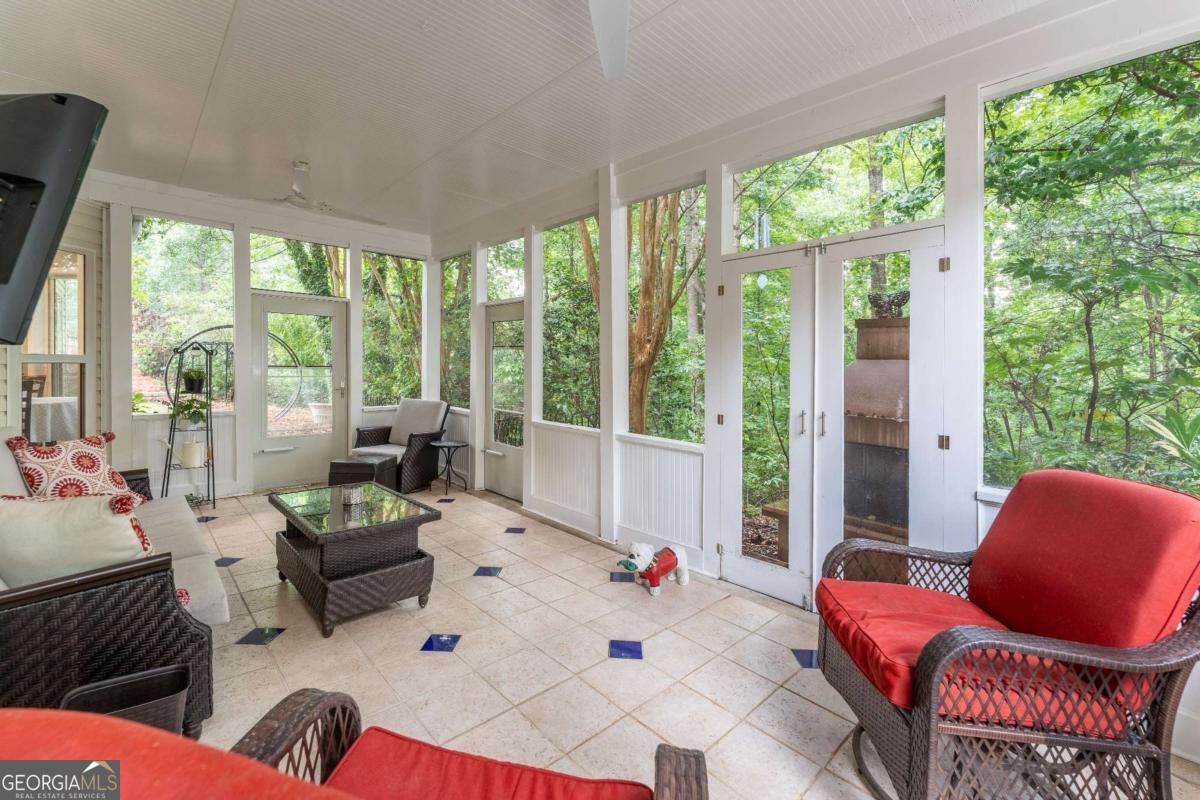 5404 Three Lakes Court Flowery Branch - 48