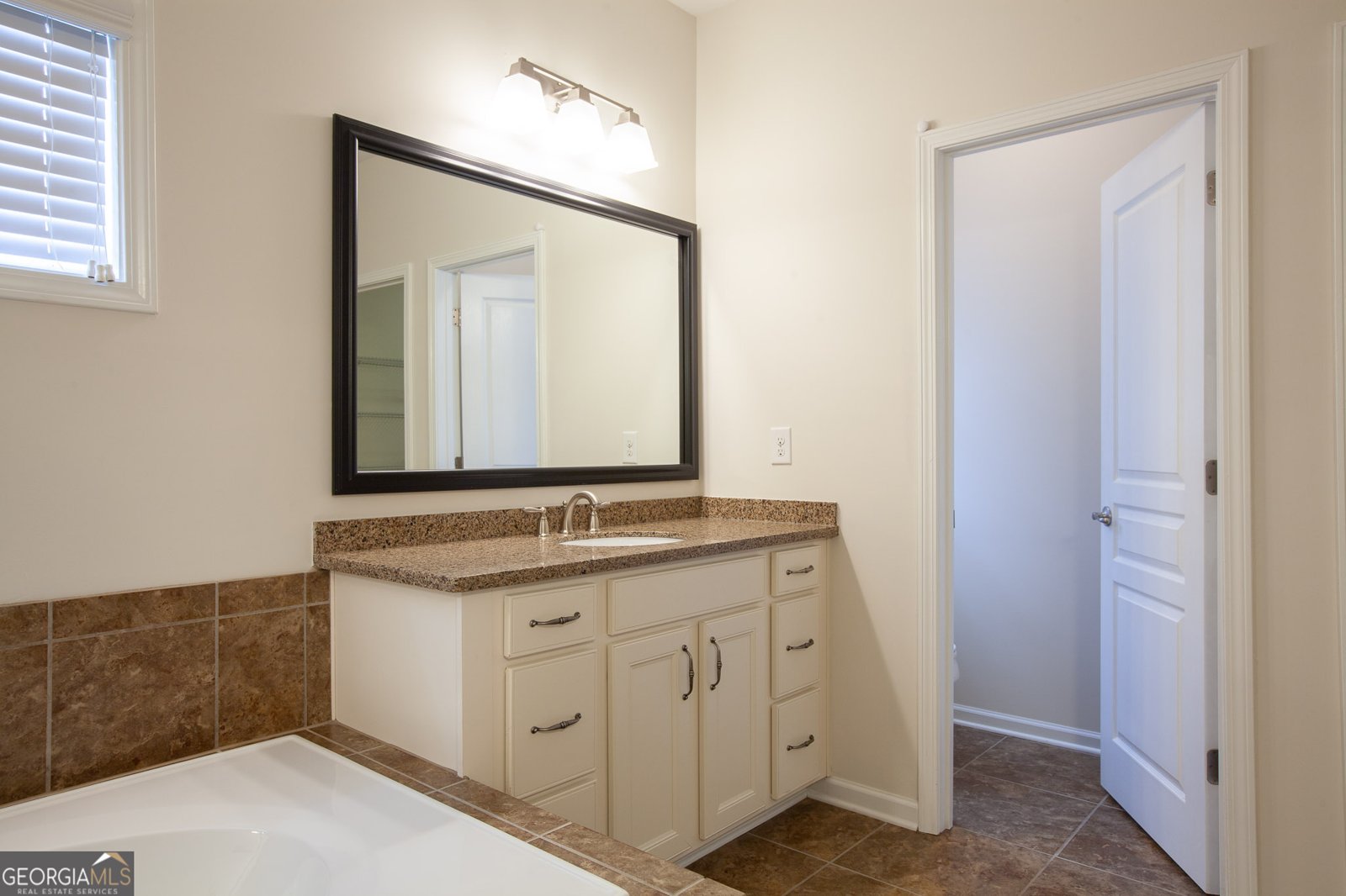 5885 Thoroughbred Way Suwanee - 26