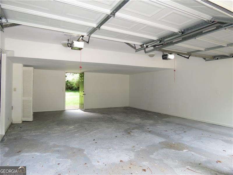 467 PINEBURR Lane Stone Mountain - 44
