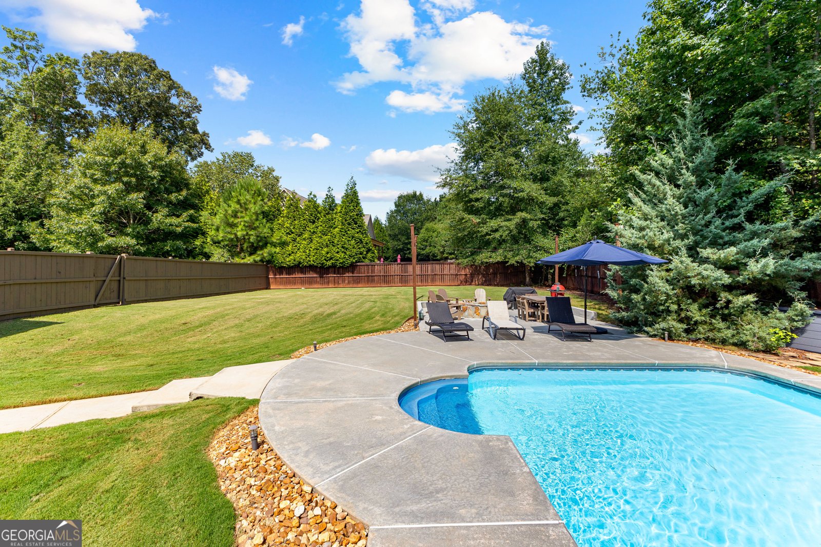 140 Burkwood Court Fayetteville - 44