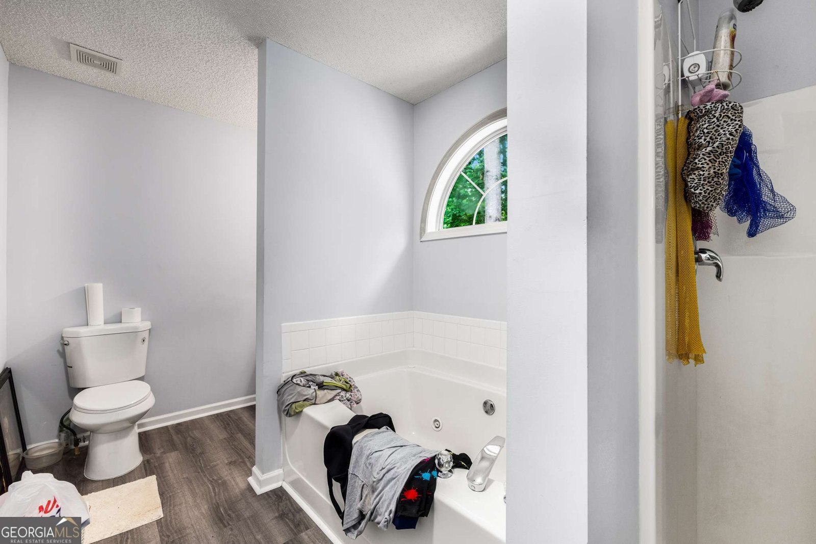 9136 Amberleigh Lane Riverdale - 63