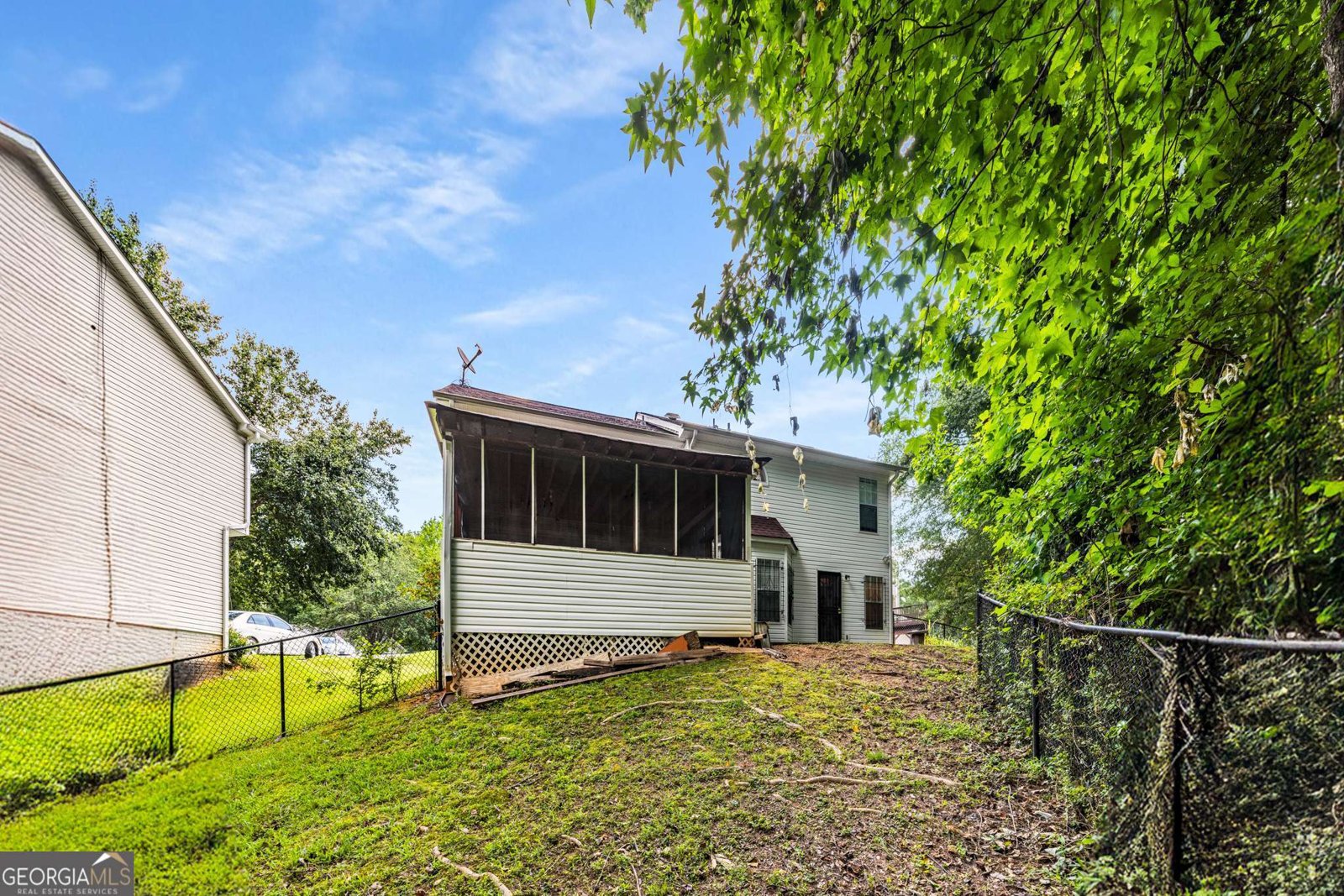 9136 Amberleigh Lane Riverdale - 76