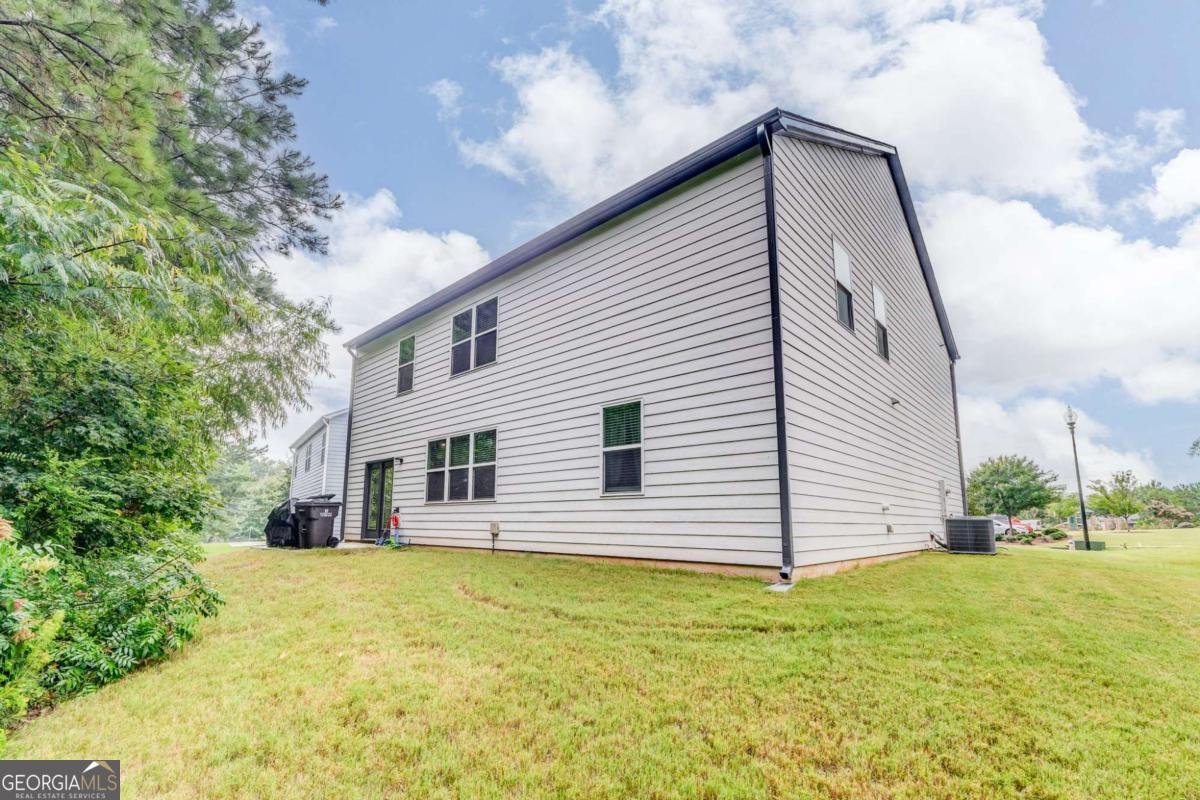 6597 Bluffview Drive Douglasville - 22