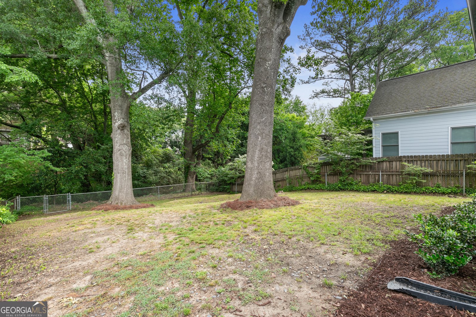 1671 Laurel Avenue Atlanta - 24