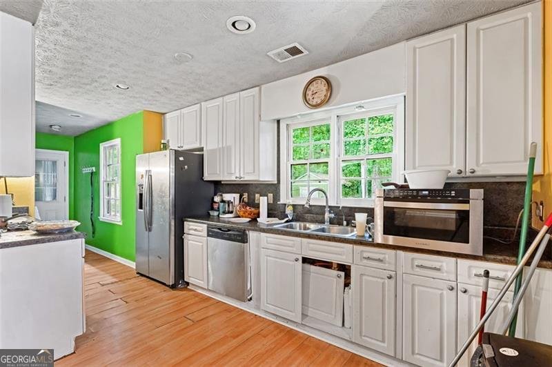 430 MARY ERNA Drive Fairburn - 13
