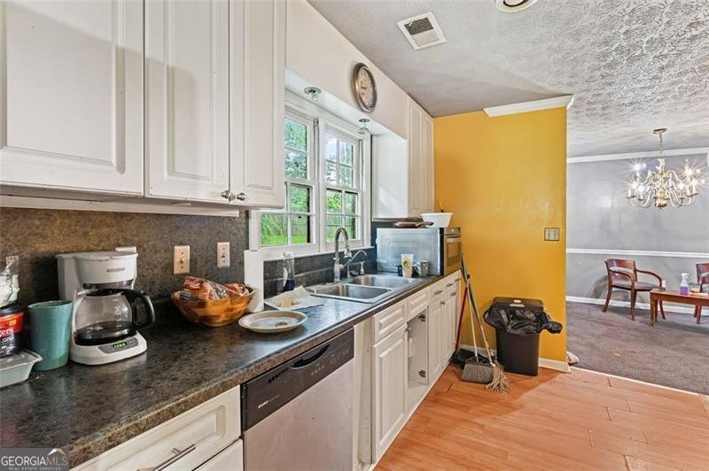 430 MARY ERNA Drive Fairburn - 18