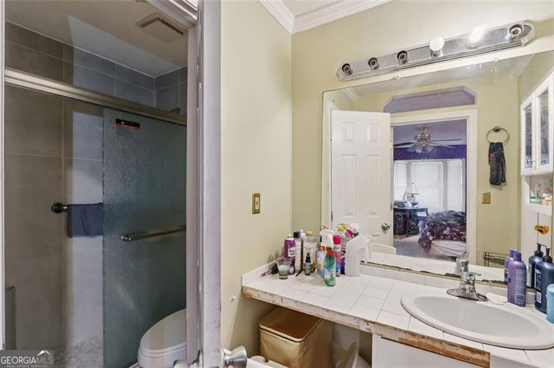 430 MARY ERNA Drive Fairburn - 6