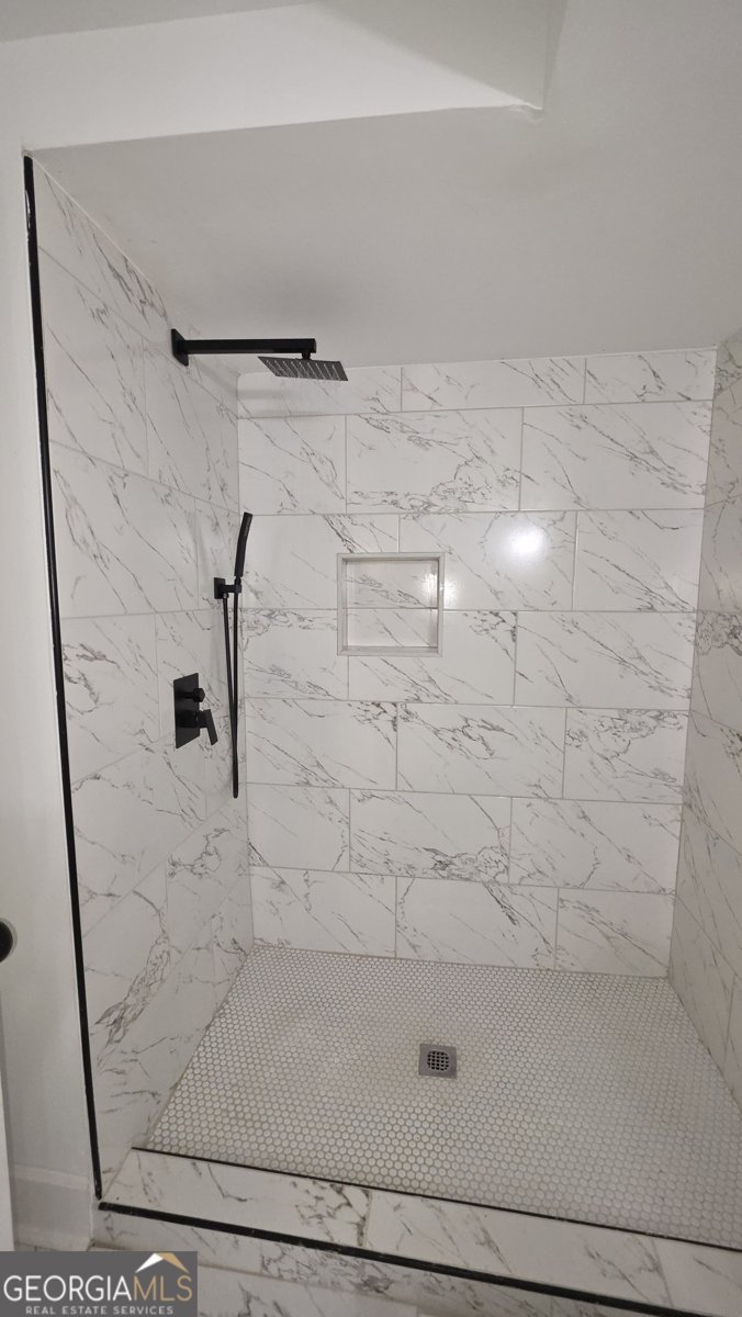 4547 Duncan Drive Sugar Hill - 10